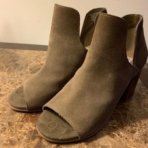 STEVE MADDEN Open toe Bootie